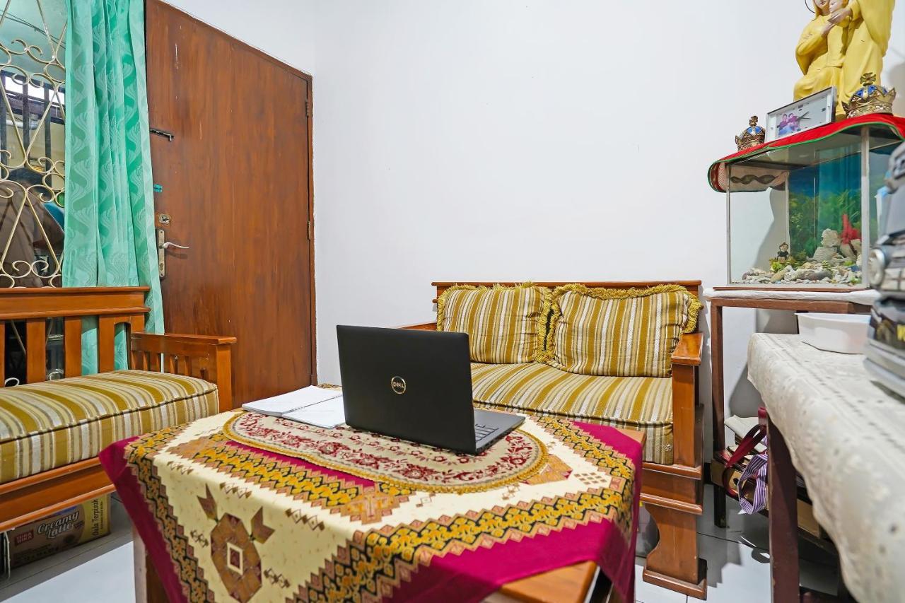 Spot On 91723 Sony Homestay Syariah Sukabumi Exterior photo
