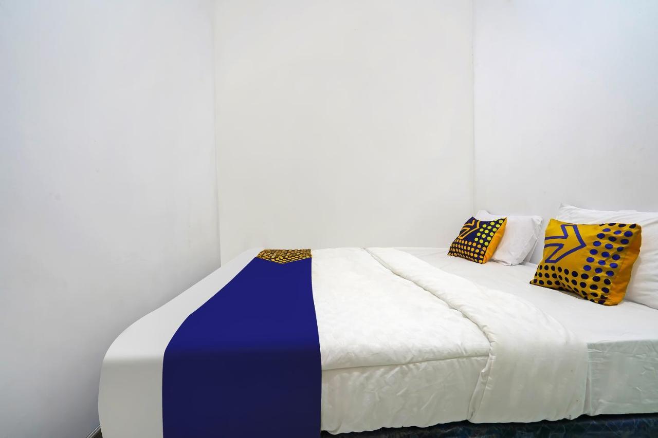 Spot On 91723 Sony Homestay Syariah Sukabumi Exterior photo